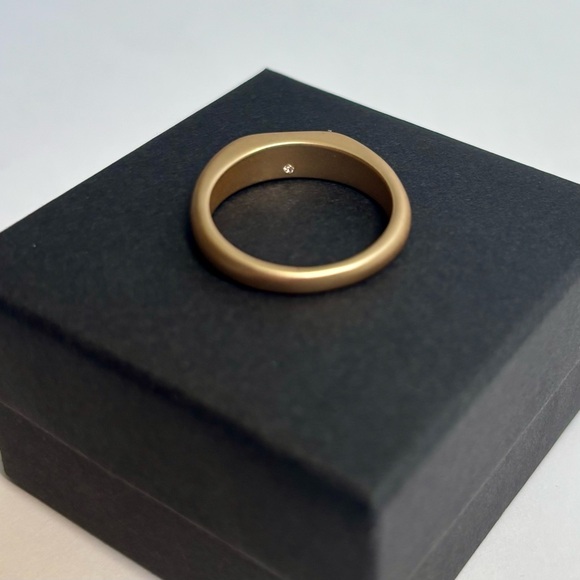 Multi-colored gold-tone ring - Picture 3 of 6